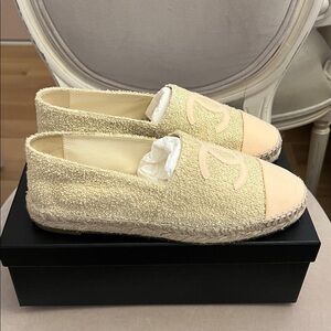 NEW! CHANEL Blush & Cream Bouclé Espadrilles